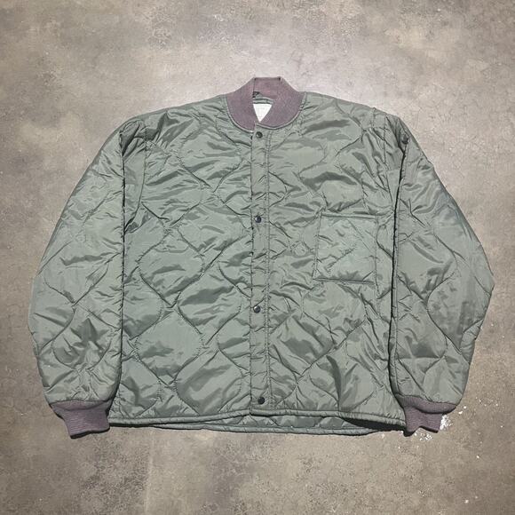 Vintage 70s Military CWU-9/P Green Quilted Bomber Jacket - Picture 1 of 4